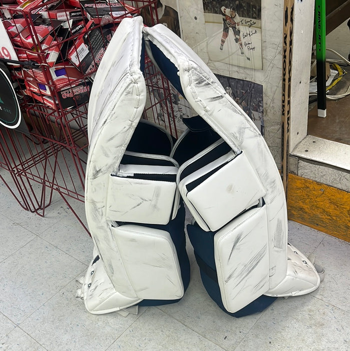 Used McKenney Extreme Pro 895 34+2 Goal Pads