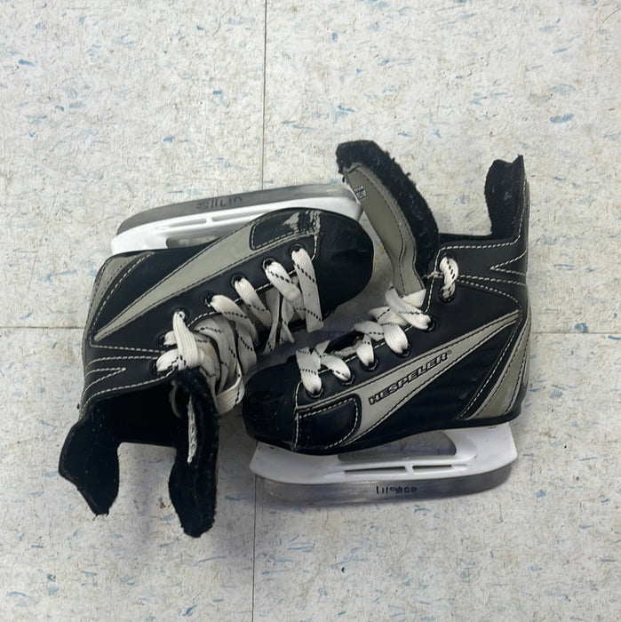 Used Hespeler Rogue Size 9 Youth Player Skates