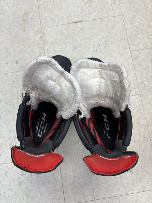 Used CCM JetSpeed FT485 Size 6.5EE Skates