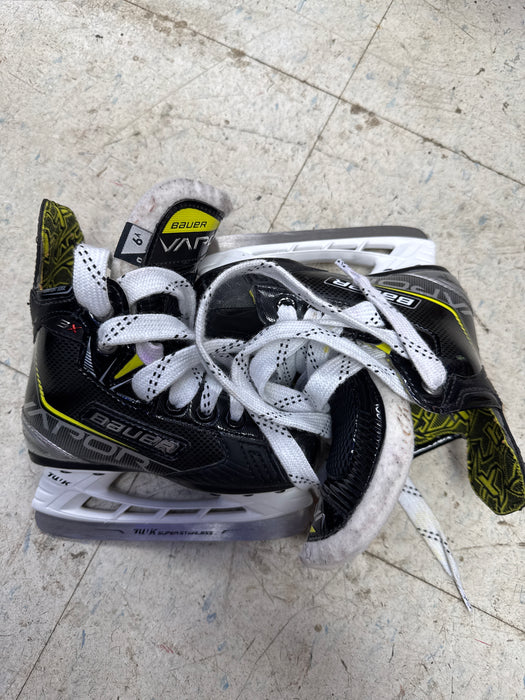 Used Bauer Vapor 3X Skates Youth 9.0D