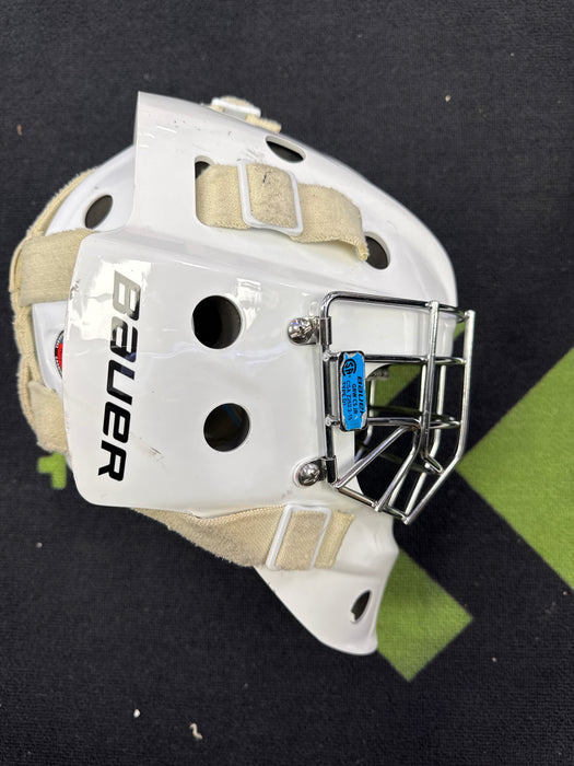 Used Bauer 930 Youth Goalie Helmet