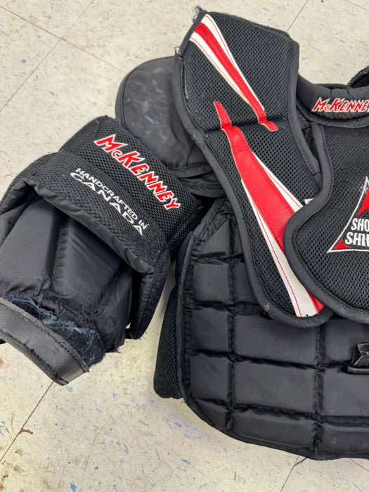 Used McKenney Pro Spec 370 Chest Protector Junior Medium
