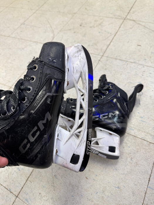 Used CCM Tacks XF Pro Skates 2.5D