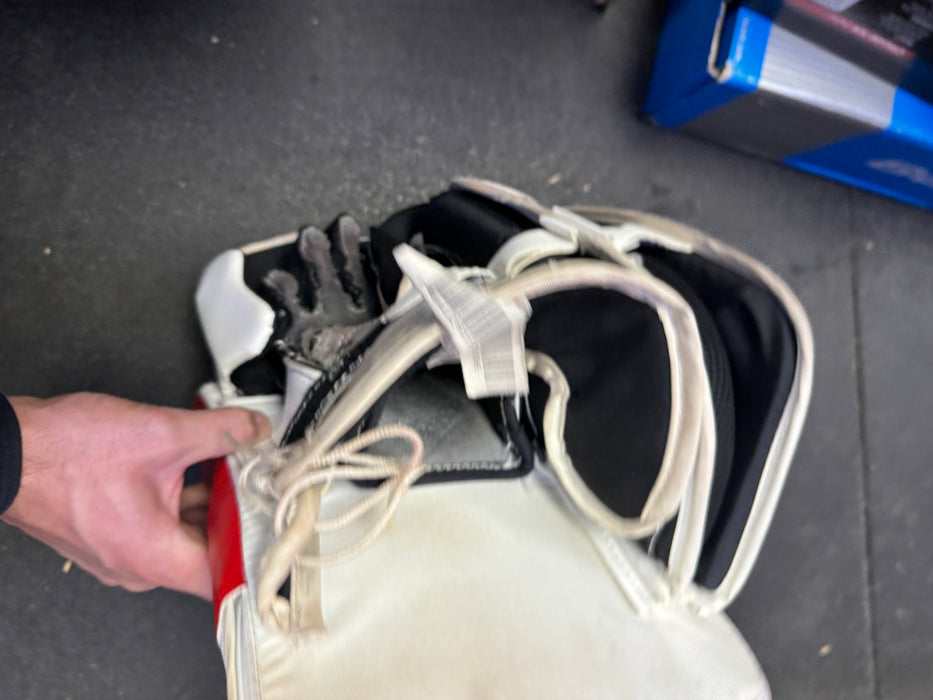 Used Reebok Premier XT Goalie Blocker Senior Regular