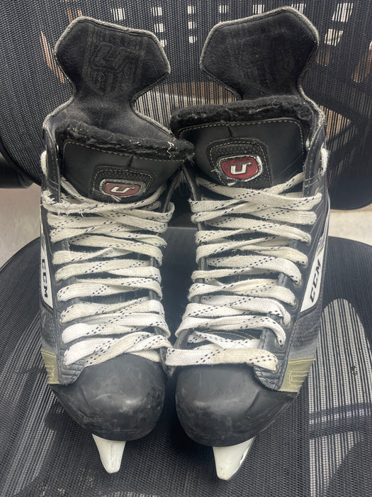 Used CCM U+ Size 8 Skates