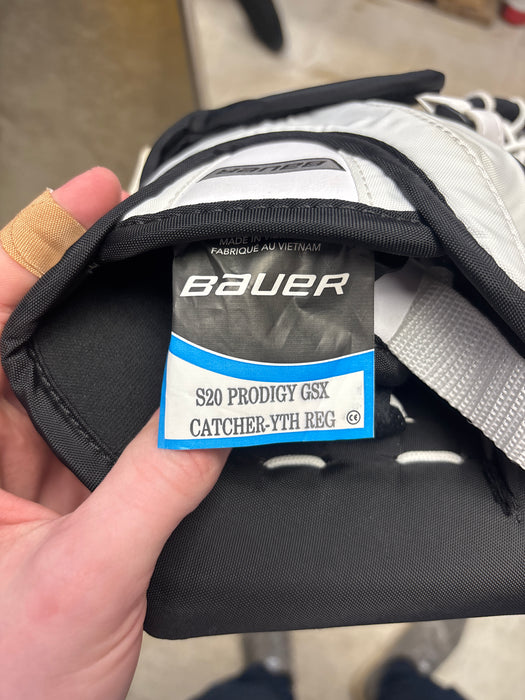 Used Bauer Prodigy GSX Youth Catcher