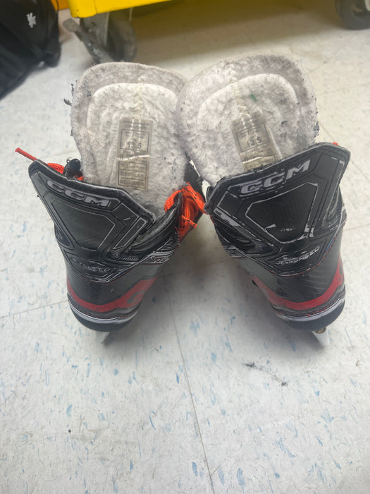 Used CCM JetSpeed FT6 Pro Size 13.5 Youth Skates