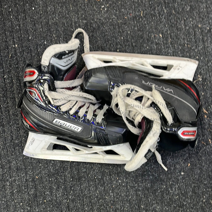 Used Bauer Vapor X700 Size 2 Goal Skates