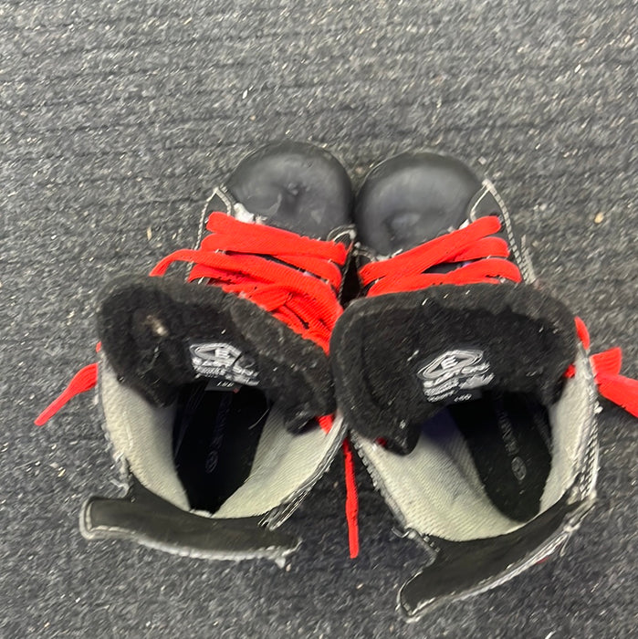 Used Easton Synergy 500 Size 1.5 Player Skates