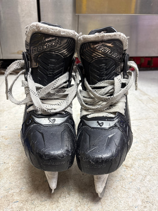 Used Bauer Supreme Shadow Size 5.5 Fit 2 Skates