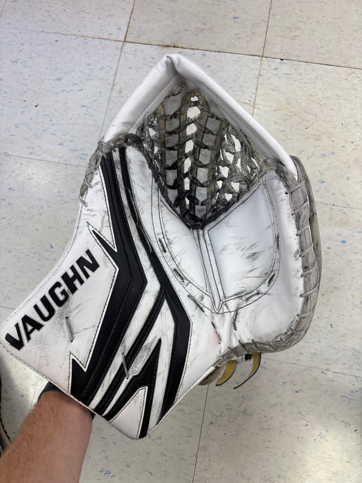 Used Vaughn SLR4 Pro Carbon Senior Catcher