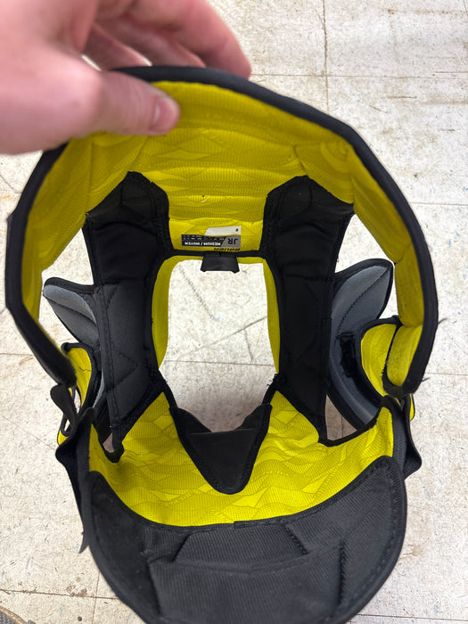Used Bauer Supreme M3 Junior Medium Shoulder Pad