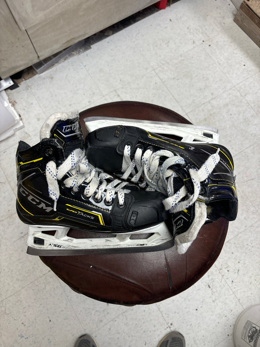 Used CCM Super Tacks 9380 Size 4.5D Intermediate Goal Skates
