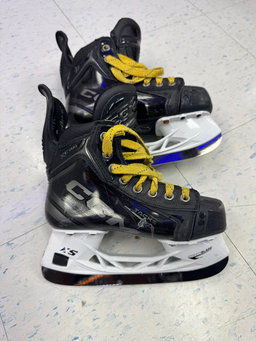 Used Tacks XF PRO Skates 1.0