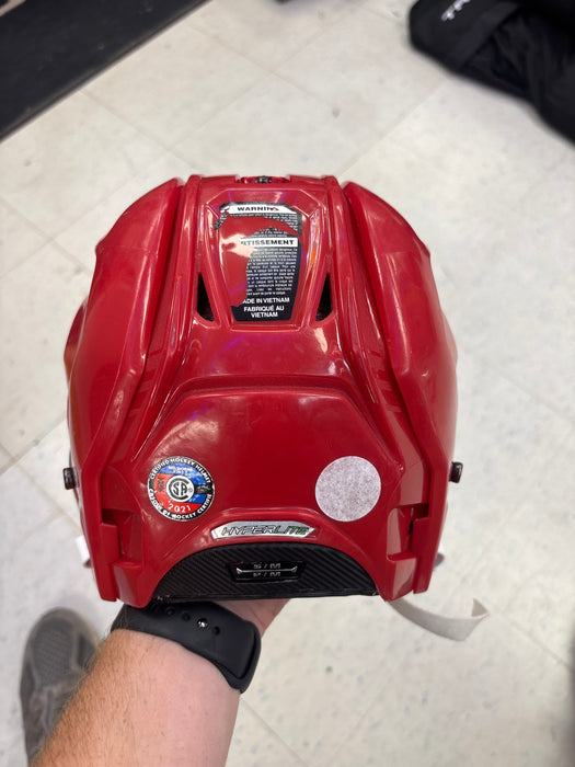 Used Bauer Vapor Hyperlite Senior Small/Medium Helmet