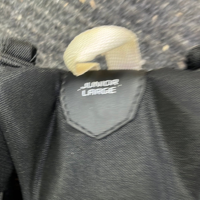 Used Bauer Supreme s170 Junior Large Chest Protector
