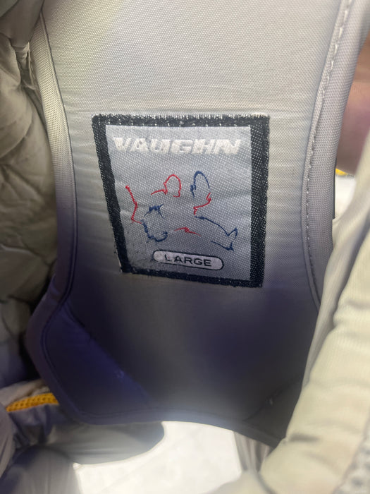 Used Vaughn Ventus LT68 Junior Large Chest Protector