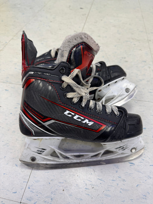 Used CCM JetSpeed FT380 Skates 5.5D