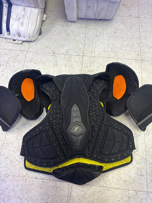 Used CCM Tacks 6052 Senior Medium Shoulder Pads