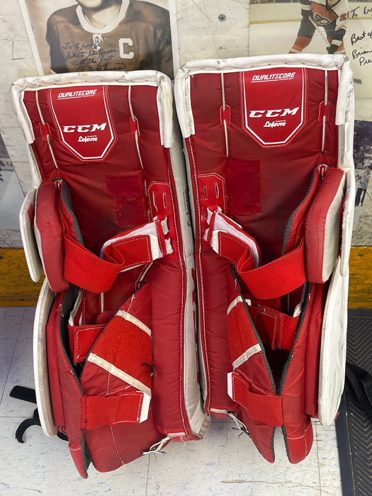 Used CCM E4.5 26+1 Goal Pads