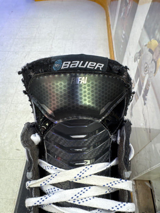Used Bauer Mach Size 9.75 Pro Stock Skates