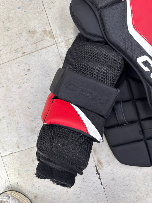 Used CCM Eflex 6.9 Intermediate Large Goalie Chest Protector