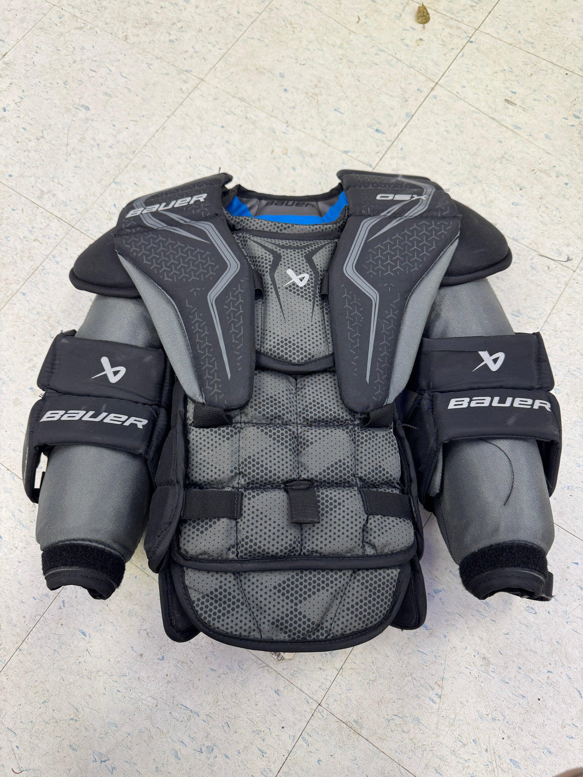 Used Bauer GSX Chest Protector Junior Large / X-Large — Crow's Sports ...
