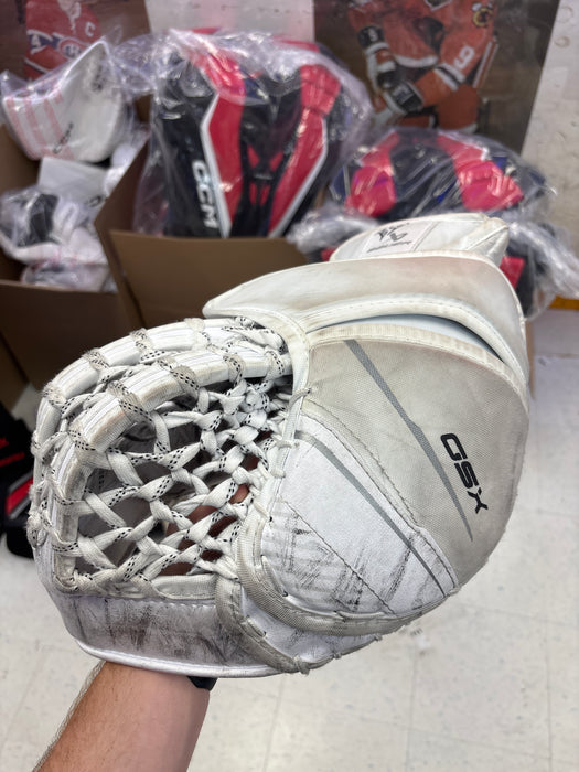 Used Bauer S23 GSX Intermediate Catcher