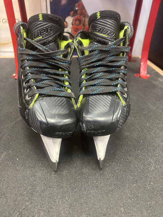 Used Bauer Vapor Elite Goalie Skates Size 1.5 D
