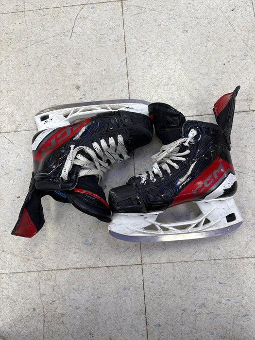 Used CCM JetSpeed FT6 Size 4.0 Regular Skates