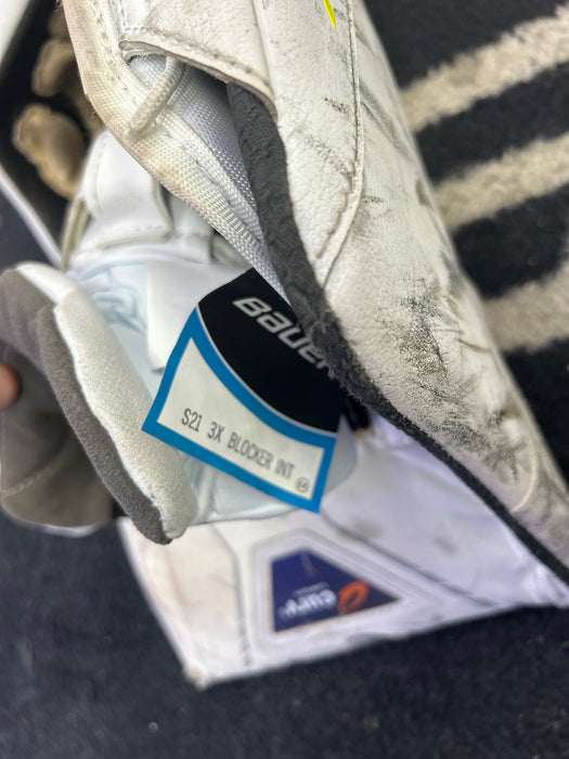 Used Bauer Vapor 3X Intermediate Blocker and Catcher Set