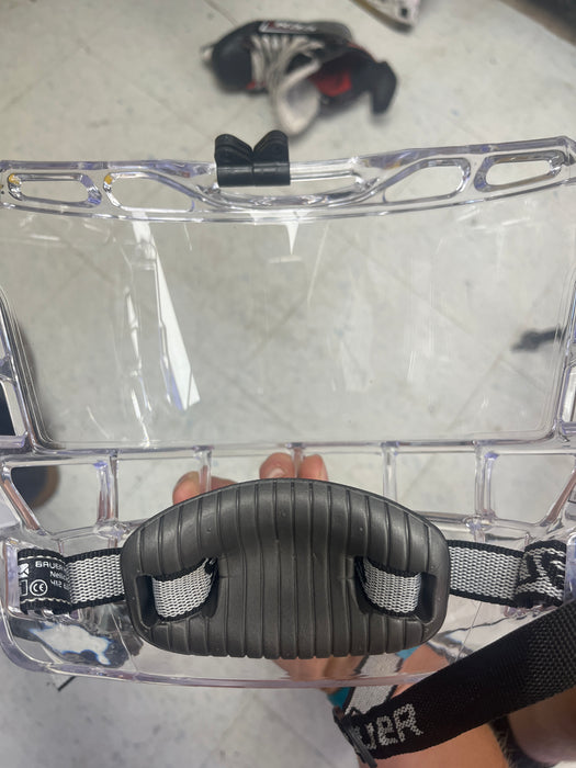 Used Bauer Concept 3 Senior Full Visor