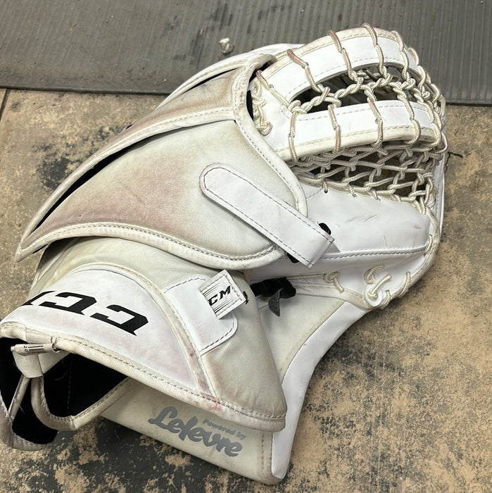 Used CCM EFlex 4.5 Senior Catcher and Blocker Set