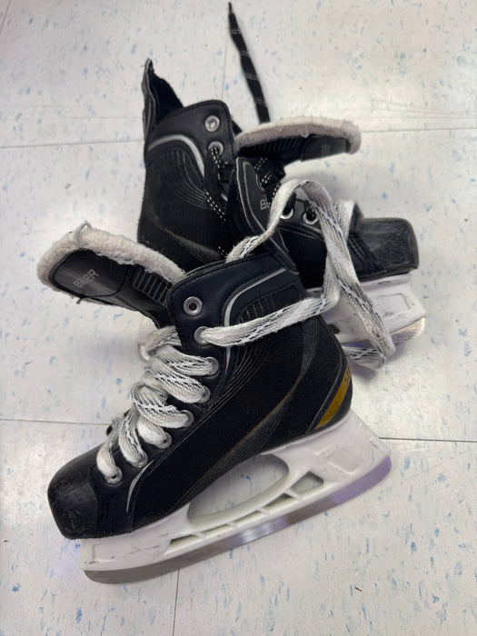 Used Bauer ONE20 Skates 2.0