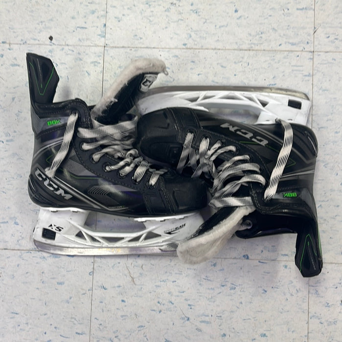 Used CCM RibCore 88K Size 2.5 Player Skates