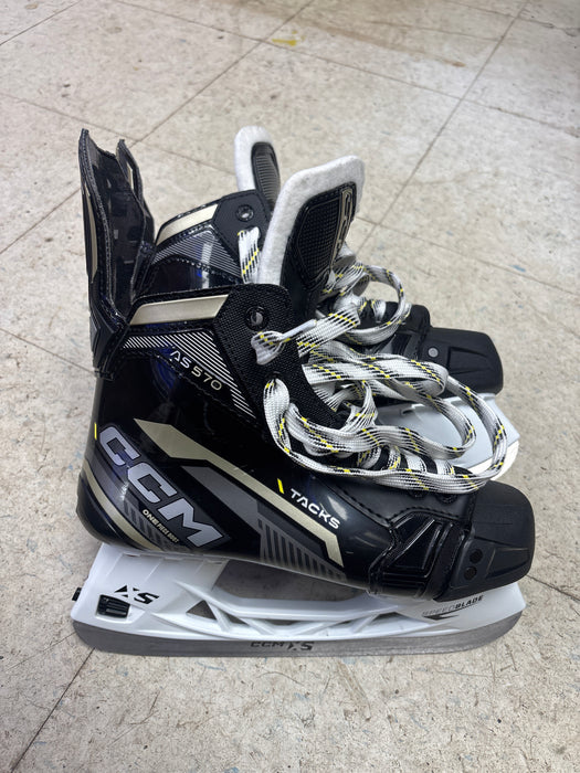 Demo CCM Tacks AS-570 Size 6.0EE Skates