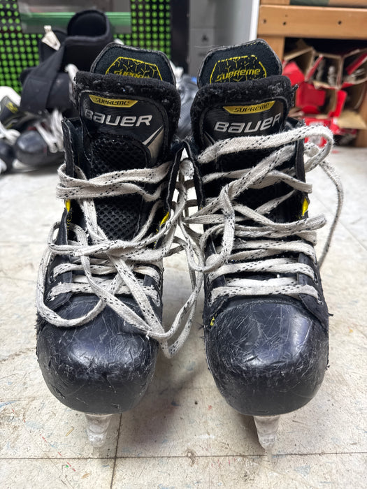 Used Bauer Supreme Matrix Skates Youth 13.5D