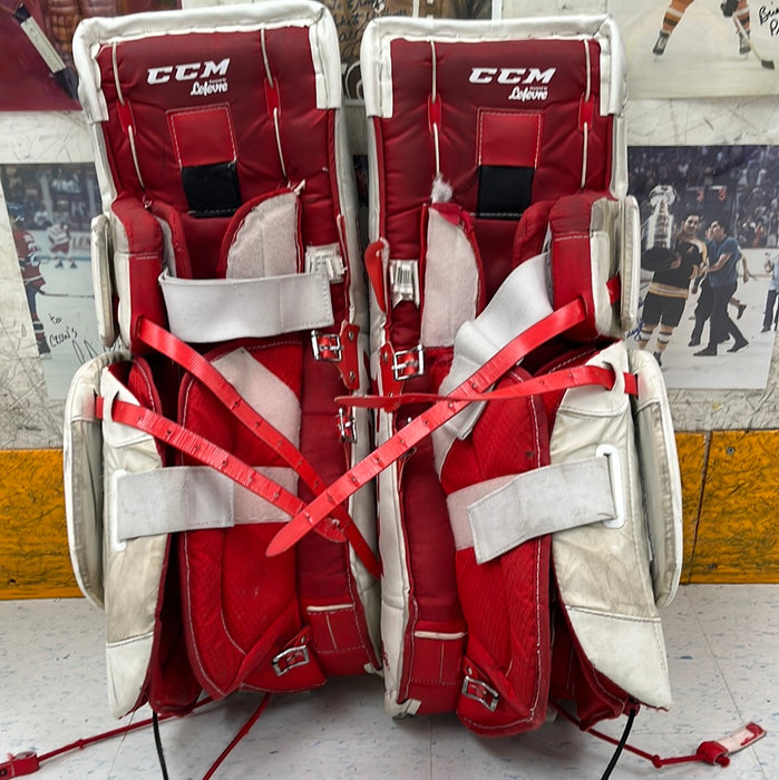Used CCM E3.5 26+1 Goal Pads