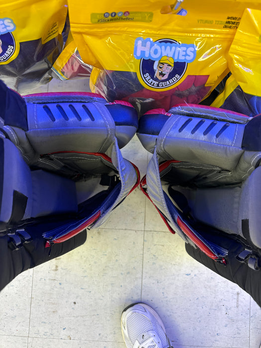 Used Warrior R\GT2 Junior 26+1” Goalie Leg Pad
