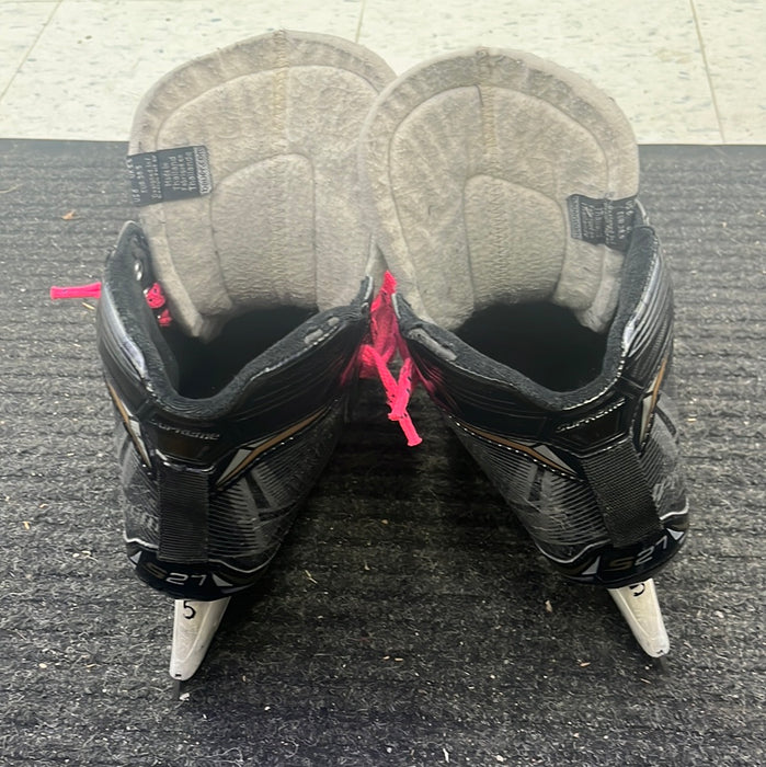 Used Bauer Supreme S27 Size 5 Goal Skates