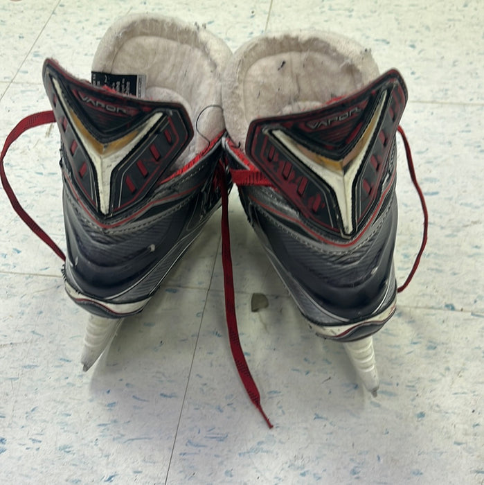 Used Bauer Vapor X800 Size 3EE Player Skates