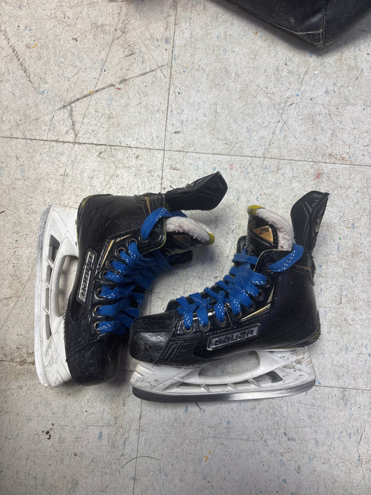 Used Bauer Supreme 2S Skates Size 1.5 D