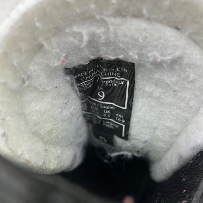 Used Reebok 14K Size 9 Youth Player Skates