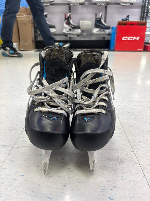 Used True TF9 Size 5.0 Goal Skates