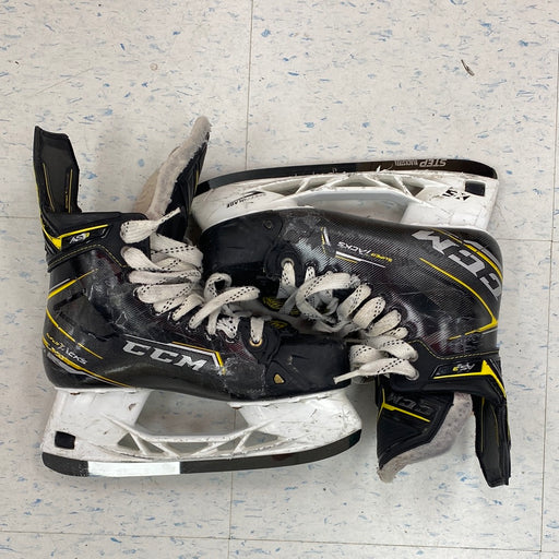 Used CCM Super Tacks AS3 Size 8 Skates