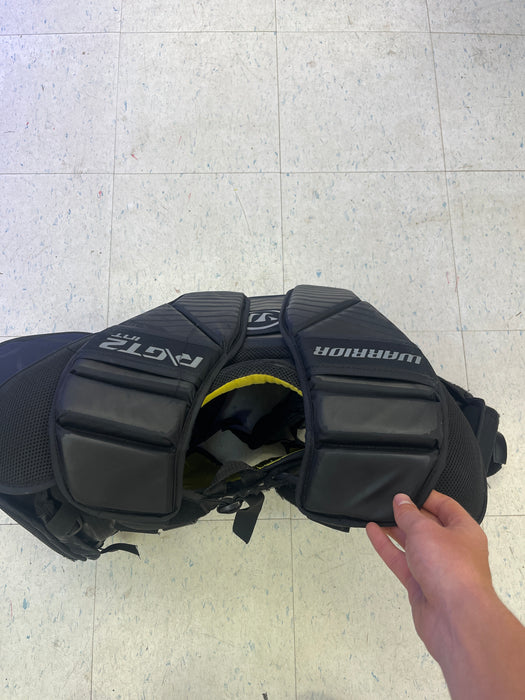 Used Warrior R/GT2 Intermediate Small-Medium Chest Protector