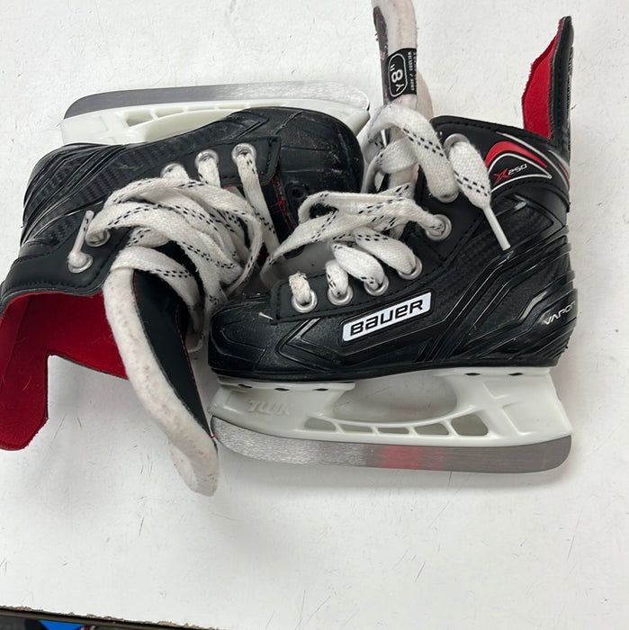 Used Bauer Vapor X250 Youth Size 8 Player Skates