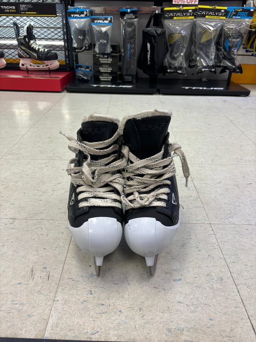 Used Graf DM1030 Size 5.5 Goal Skates