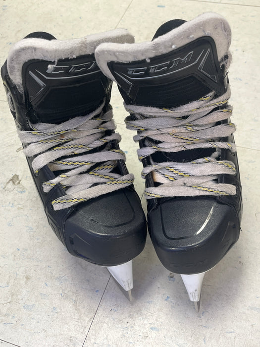 Used CCM Tacks 9370 Size 13 Youth Goal Skates