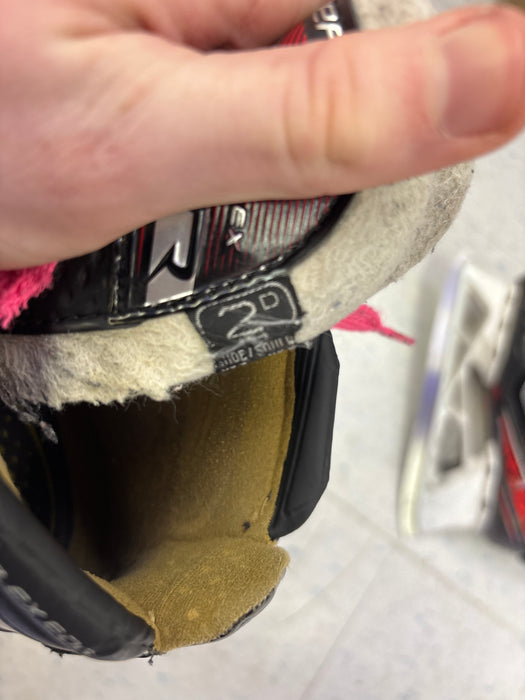 Used Bauer Vapor X2.9 Size 2.0D Junior Skates